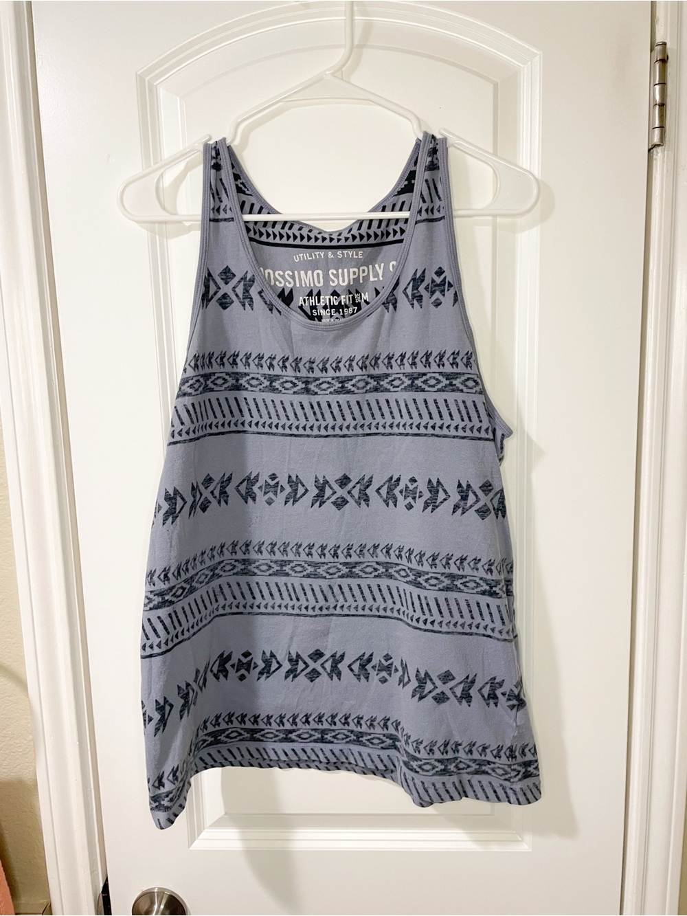 Mossimo Supply Co. Blue Athletic Fit Tank
